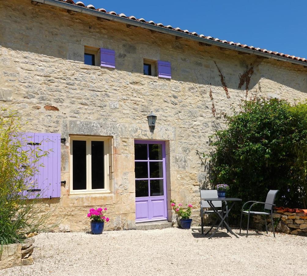 Gite Rural La Maison Mauve Ventouse Exteriör bild