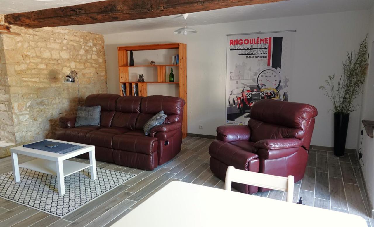 Gite Rural La Maison Mauve Ventouse Exteriör bild