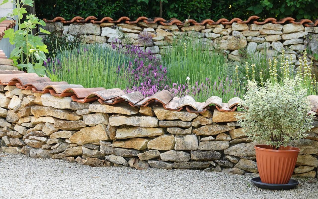 Gite Rural La Maison Mauve Ventouse Exteriör bild